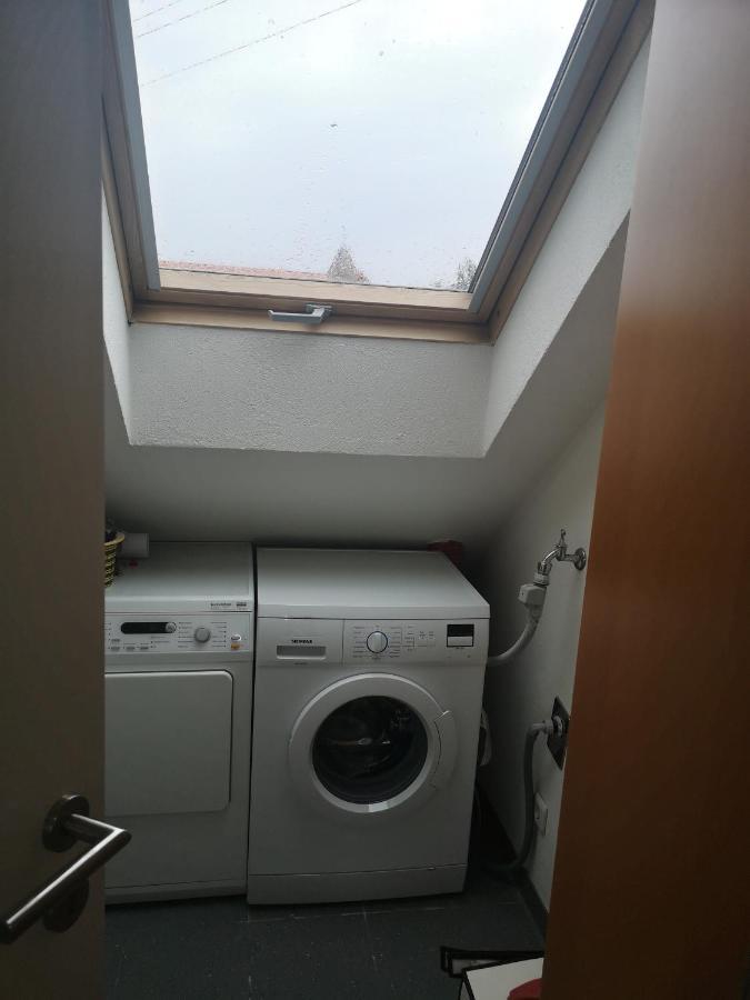 Haus Fleur Apartment นอยชตัดท์ อัน แดร์ ไวน์ชตราเซอ ภายนอก รูปภาพ